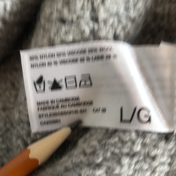 Alfred Sung women’s  Lg sweater - Picture 5 of 5